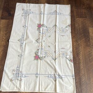 Vintage Exquisite Cross Stitch Tablecloth Linen